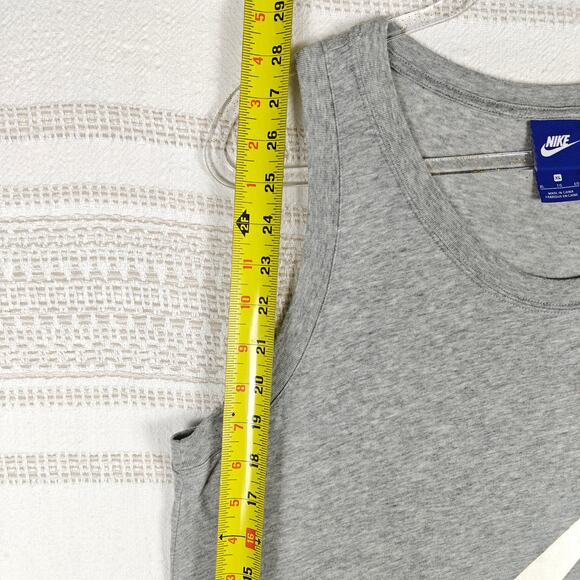Nike Gray Tank Top Large White Swoosh Logo Women's Size XL Athletic - Picture 4 of 7